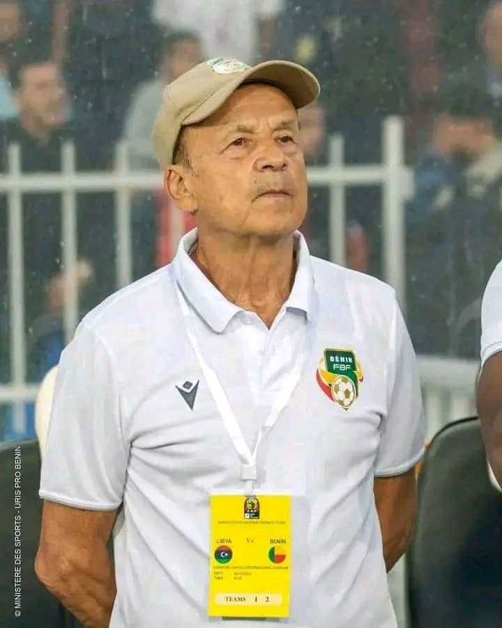 «Lui-même a dit qu’il ne voulait plus venir. Alors on est resté sur ça. Je ne vois pas pourquoi appeller quelqu'un qui ne veut plus venir» a-t-il déclaré