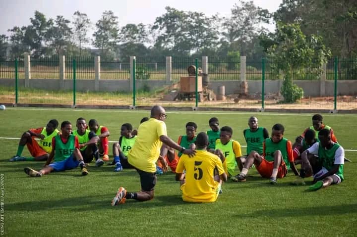 Les participants à la session de formation