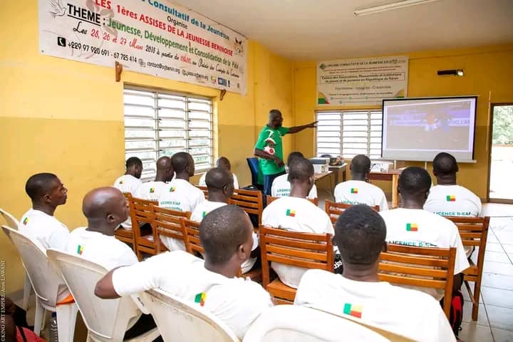Les encadrants en séance théorique