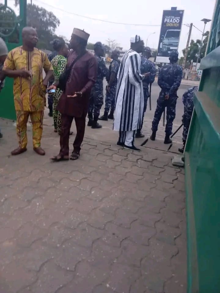 Bourse du travail le 11 janvier dernier
