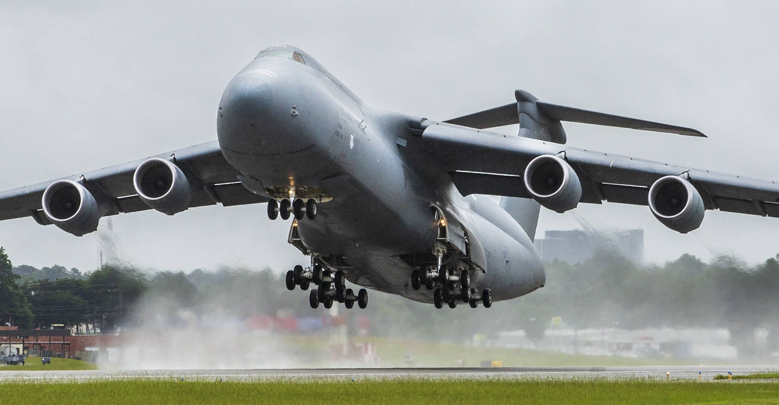 Tensions Iran-Israël : les Etats-Unis déploient le « C-5M Super Galaxy » à la frontière de l’Iran