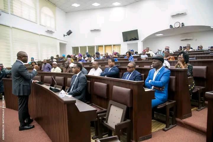 Débat d’orientation budgétaire de 2026: les députés débattent de l’orientation budgétaire pour 2026
