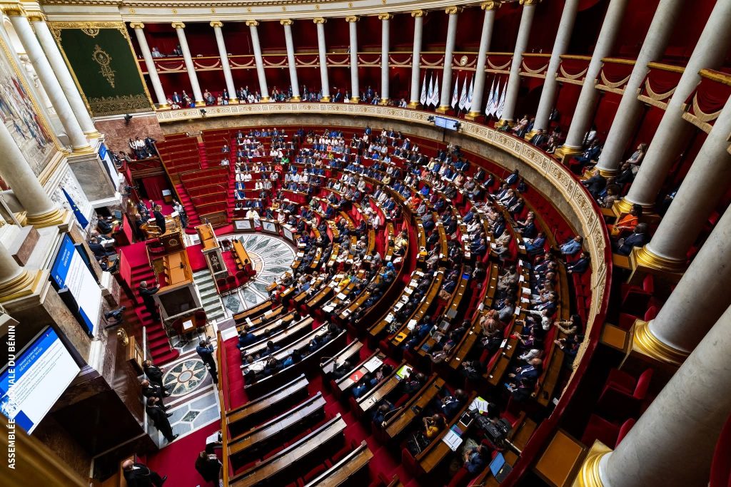 Célébration du 50ème anniversaire de la francophonie parlementaire: Louis Vlavonou porte le flambeau du parlement béninois à Paris