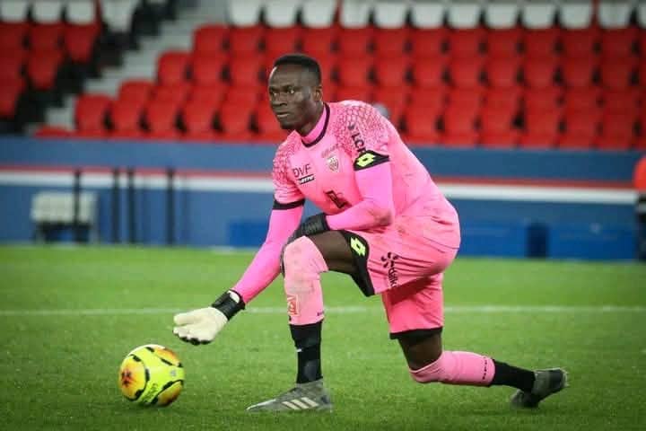 Entre pressions et deceptions: Saturnin Allagbé fait comeback à Chauray