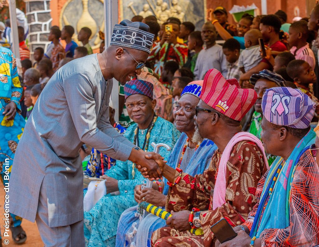 Le Festival des Masques 2025 : Porto-Novo s’embrase dans une célébration culturelle