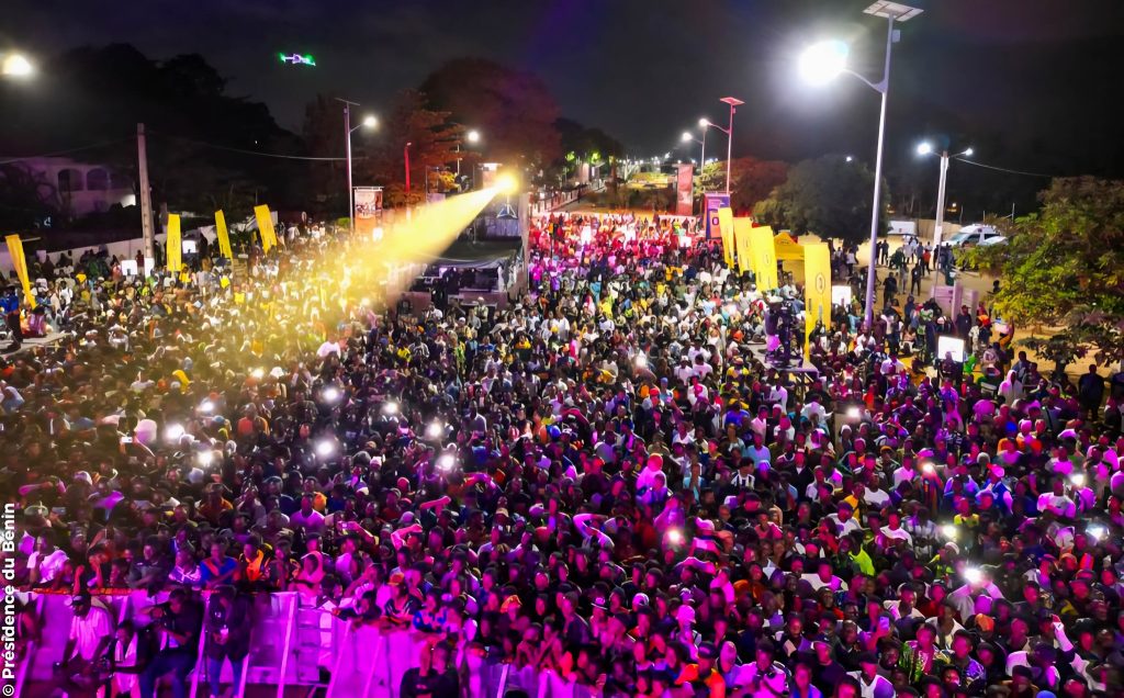 Le Festival des Masques 2025 : Porto-Novo s’embrase dans une célébration culturelle