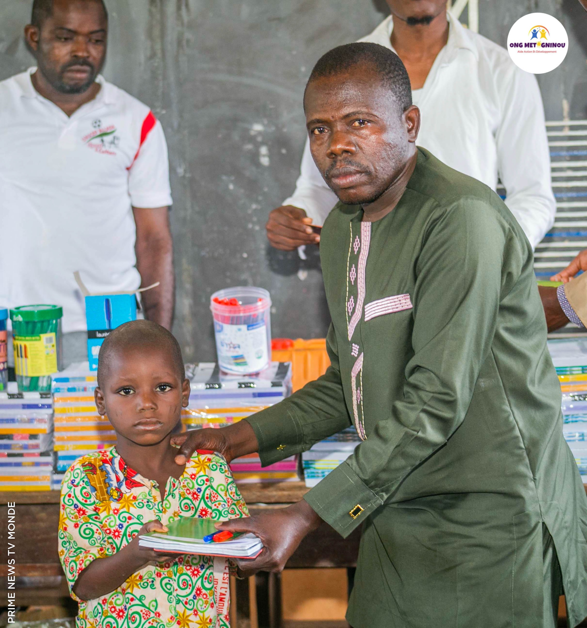 Don de kits scolaires aux écoliers de l’Epp Agongblamey : L’Ong Mètogninou contribue à la promotion d’éducation inclusive