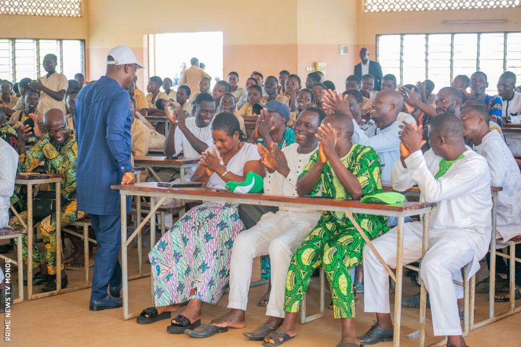 Tournée de mobilisation citoyenne : La jeunesse du Mono-Couffo clôture en force pour la continuité.