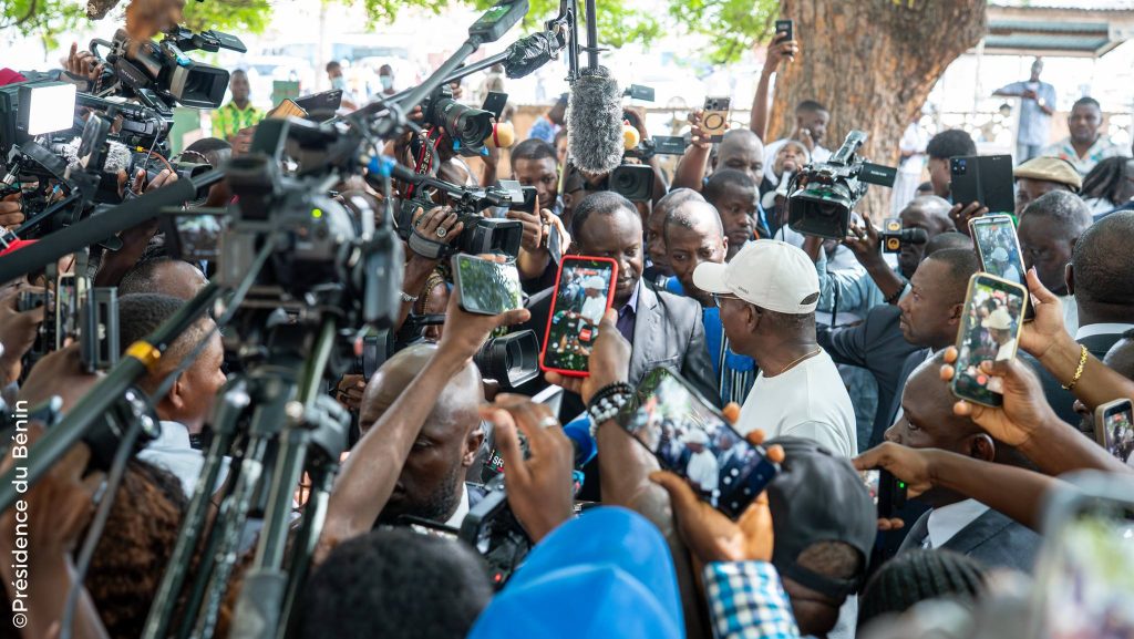 Présidentielle 2026 au Bénin : Patrice Talon vote pour la dernière fois en tant que chef de l’État.